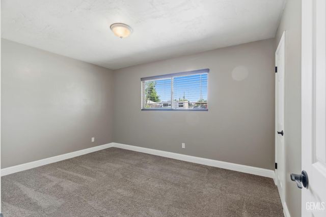 2417 Oriole Street, Bakersfield, CA 93309