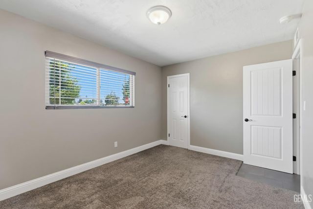 2417 Oriole Street, Bakersfield, CA 93309