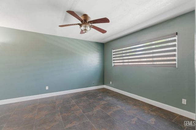 2417 Oriole Street, Bakersfield, CA 93309
