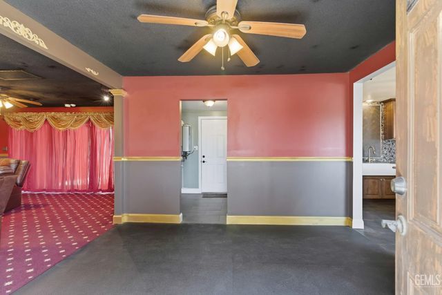 2417 Oriole Street, Bakersfield, CA 93309