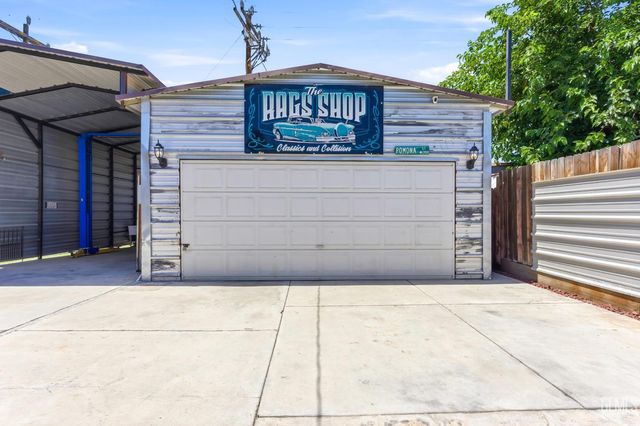 2417 Oriole Street, Bakersfield, CA 93309