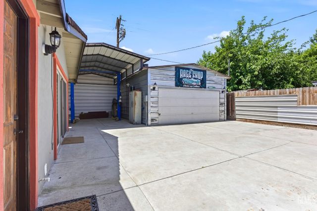 2417 Oriole Street, Bakersfield, CA 93309