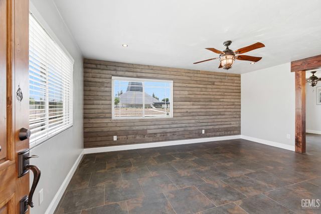 2417 Oriole Street, Bakersfield, CA 93309