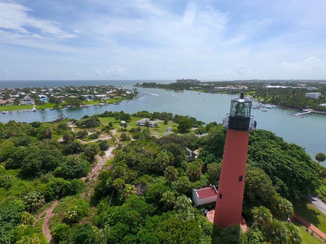 1002 Keystone Drive Unit g, Jupiter, FL 33458