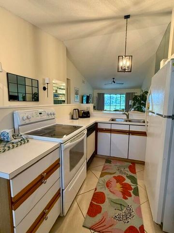 1002 Keystone Drive Unit g, Jupiter, FL 33458