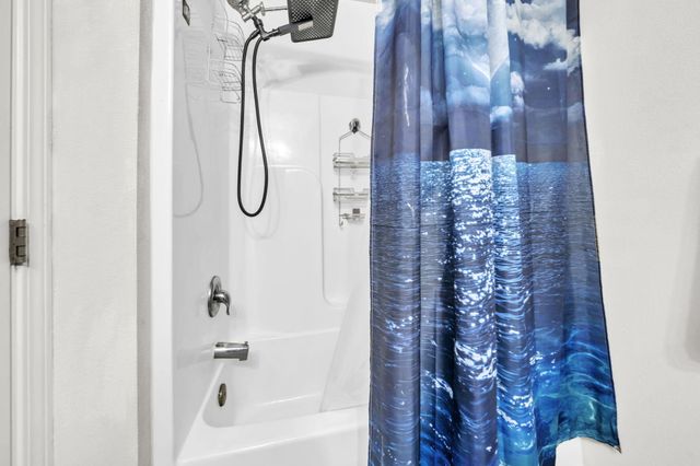 112 Mikaela Avenue, Defuniak Springs, FL 32433