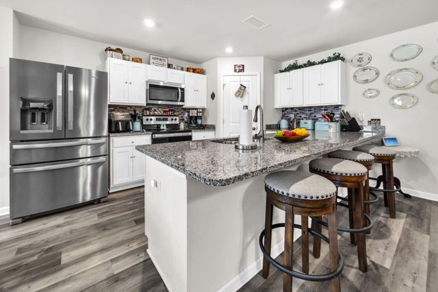 112 Mikaela Avenue, Defuniak Springs, FL 32433