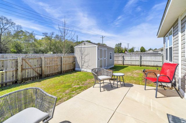 112 Mikaela Avenue, Defuniak Springs, FL 32433