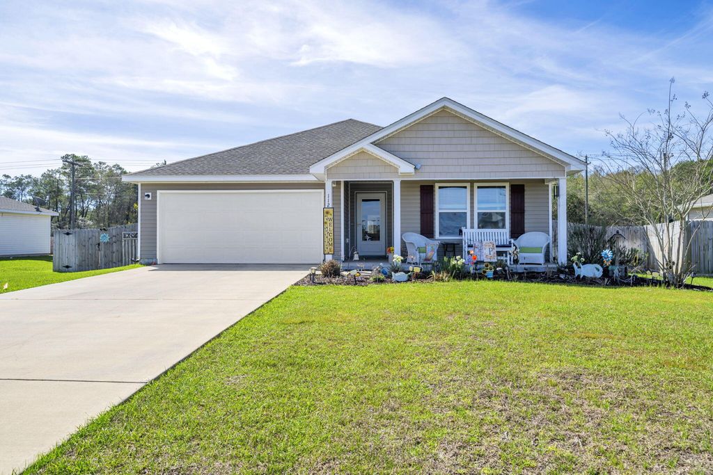 112 Mikaela Avenue, Defuniak Springs, FL 32433