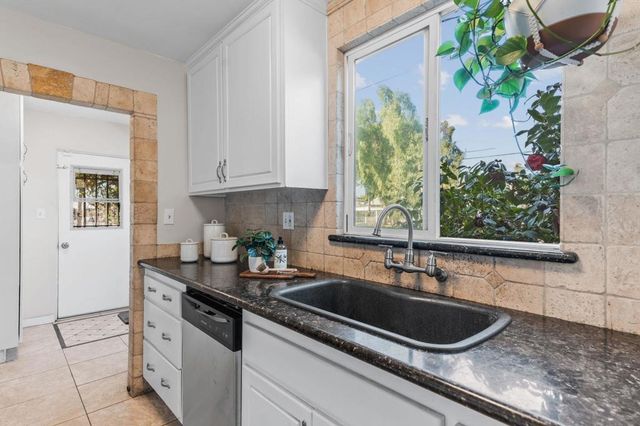 406 G Ave, National City, CA 91950