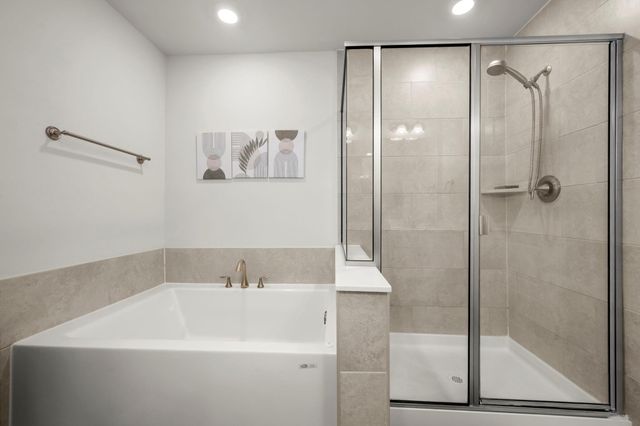 10203 Whitney Reach Drive, Rosharon, TX 77583