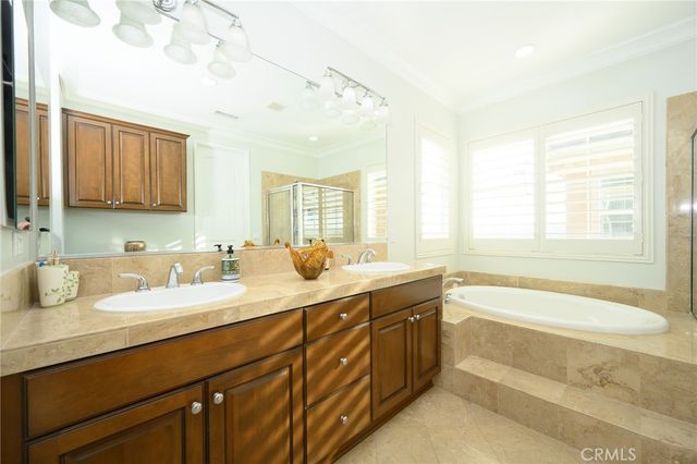 7 Berkshire Court, Laguna Niguel, CA 92677