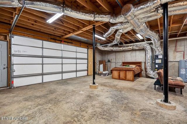 99 Judkins Lane, Hickman, TN 38567