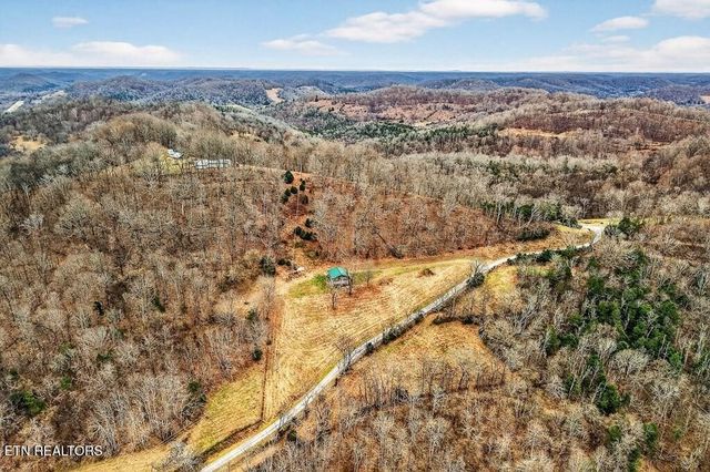 99 Judkins Lane, Hickman, TN 38567