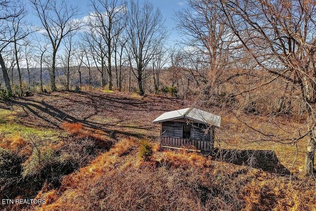 99 Judkins Lane, Hickman, TN 38567