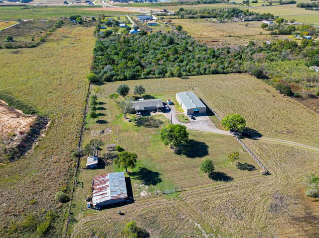 32445 Knebel Road, Waller, TX 77484