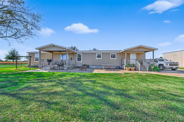 32445 Knebel Road, Waller, TX 77484