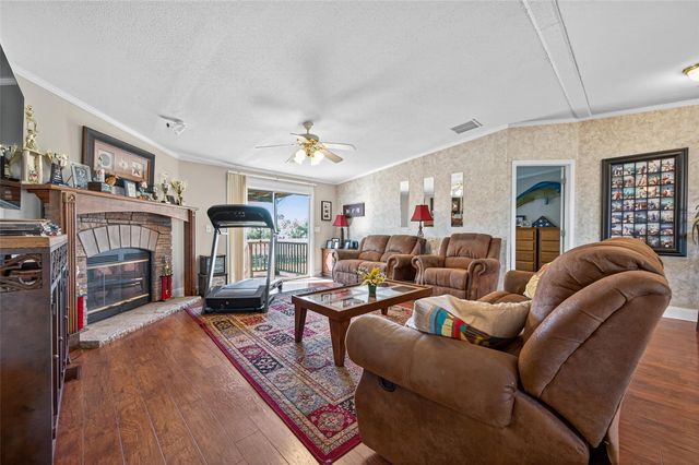 32445 Knebel Road, Waller, TX 77484