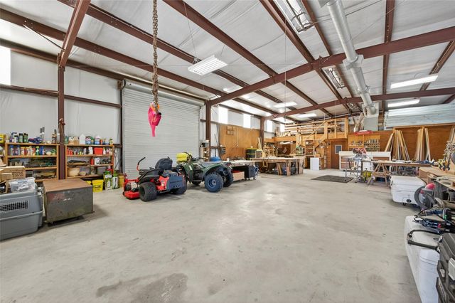 32445 Knebel Road, Waller, TX 77484