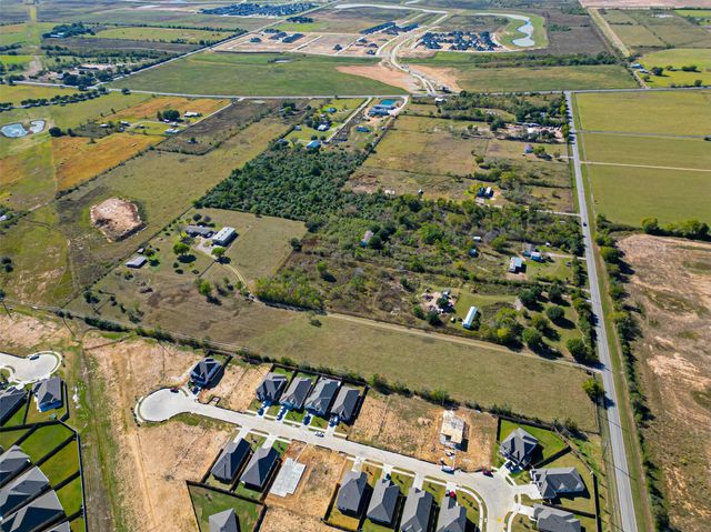 32445 Knebel Road, Waller, TX 77484