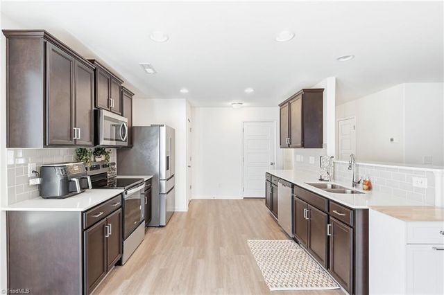 2126 Penley Trail, Greensboro, NC 27406