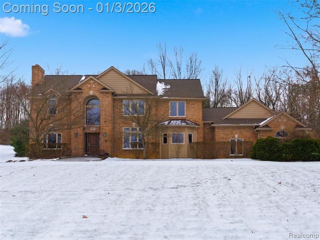 8153 Sashabaw Ridge Drive, Clarkston, MI 48348