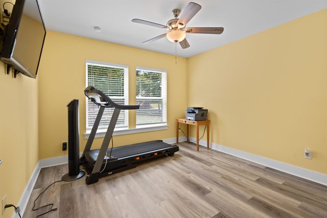907 Queen Rd, St Augustine, FL 32086