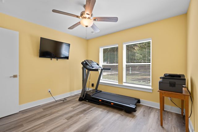 907 Queen Rd, St Augustine, FL 32086