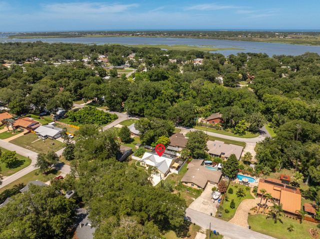907 Queen Rd, St Augustine, FL 32086