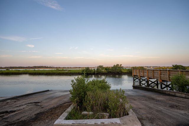 907 Queen Rd, St Augustine, FL 32086