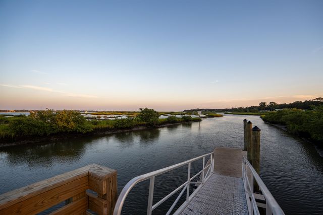 907 Queen Rd, St Augustine, FL 32086