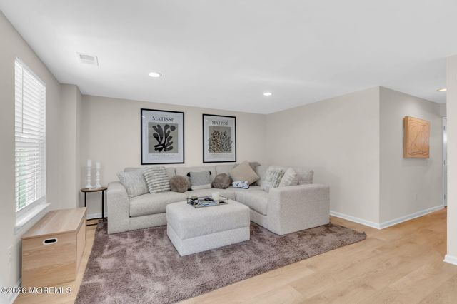 108 Spirit Way 708, Brick, NJ 08723