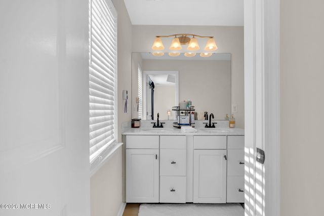108 Spirit Way 708, Brick, NJ 08723