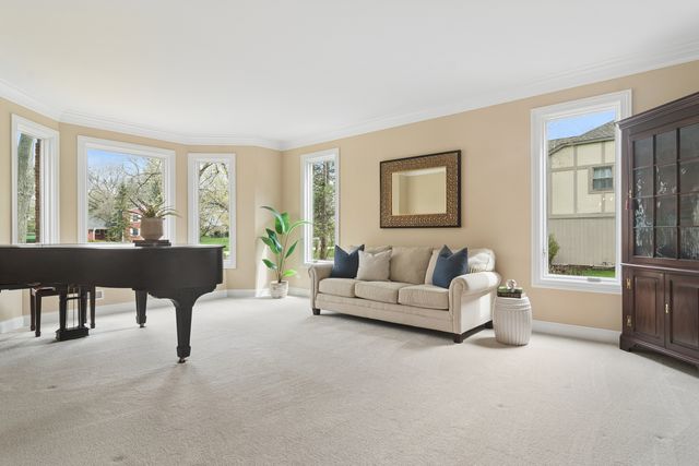 425 BROOKMONT Lane, North Barrington, IL 60010