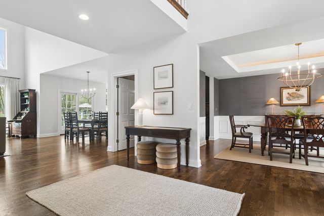 425 BROOKMONT Lane, North Barrington, IL 60010