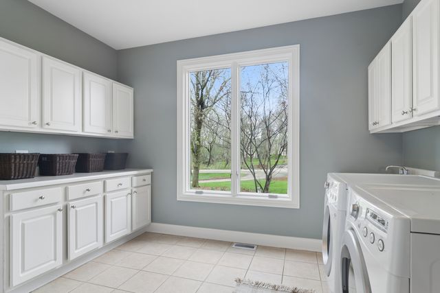 425 BROOKMONT Lane, North Barrington, IL 60010