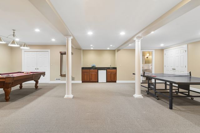 425 BROOKMONT Lane, North Barrington, IL 60010