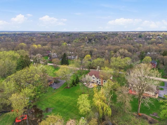 425 BROOKMONT Lane, North Barrington, IL 60010