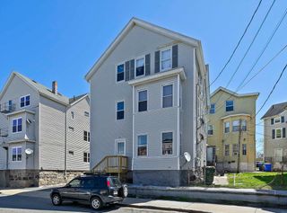 48 Rocliffe, Fall River, MA 02723