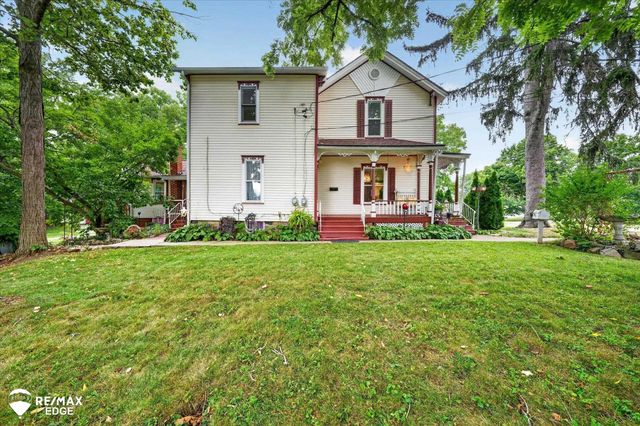 327 Reid Road, Grand Blanc, MI 48439
