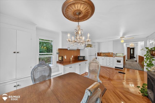 327 Reid Road, Grand Blanc, MI 48439
