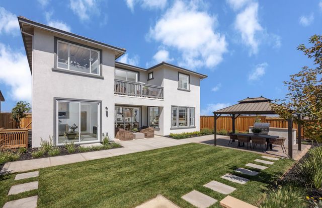 17165 Coral Tree Ln, Lathrop, CA 95330