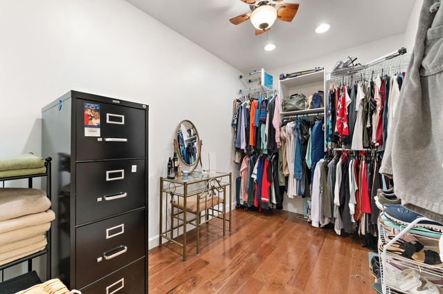 2737 S Smithfield Court, La Porte, IN 46350