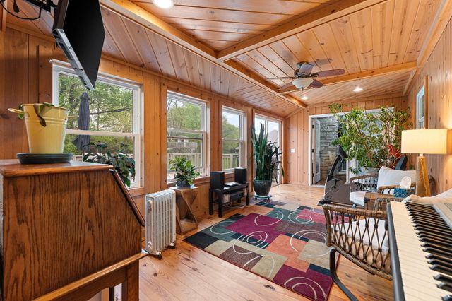 2737 S Smithfield Court, La Porte, IN 46350