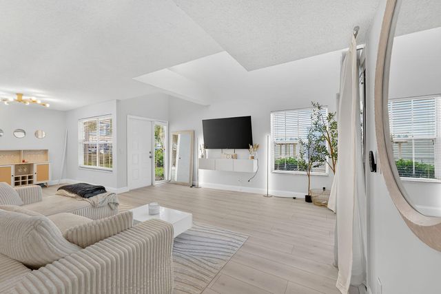 5332 Buckhead Circle 1010, Boca Raton, FL 33486