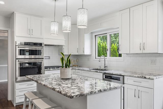 8815 Davington Drive, Dublin, OH 43017