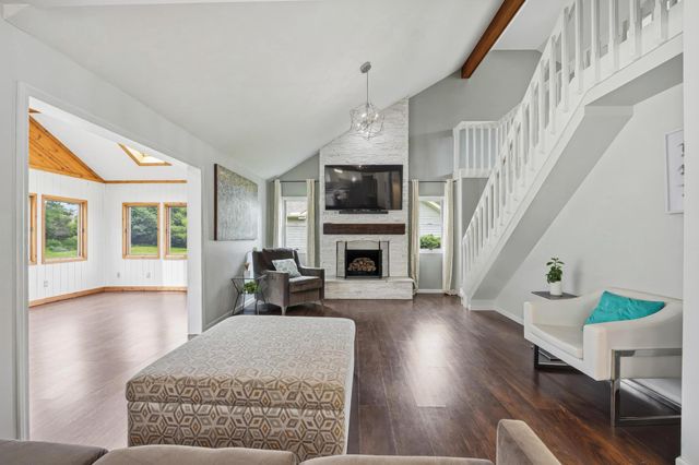 8815 Davington Drive, Dublin, OH 43017