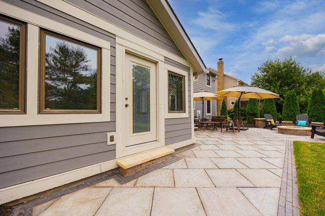 8815 Davington Drive, Dublin, OH 43017