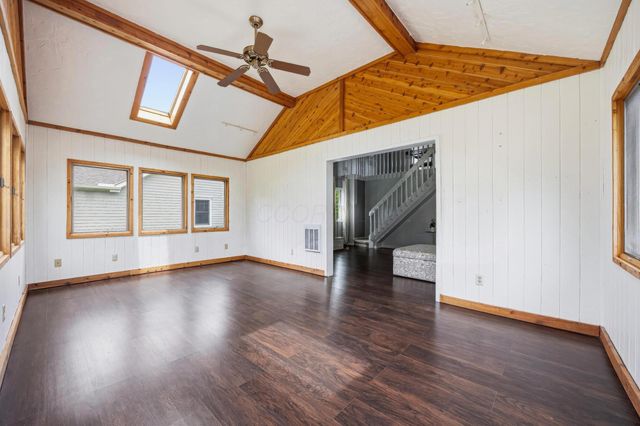 8815 Davington Drive, Dublin, OH 43017