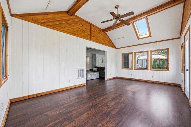 8815 Davington Drive, Dublin, OH 43017